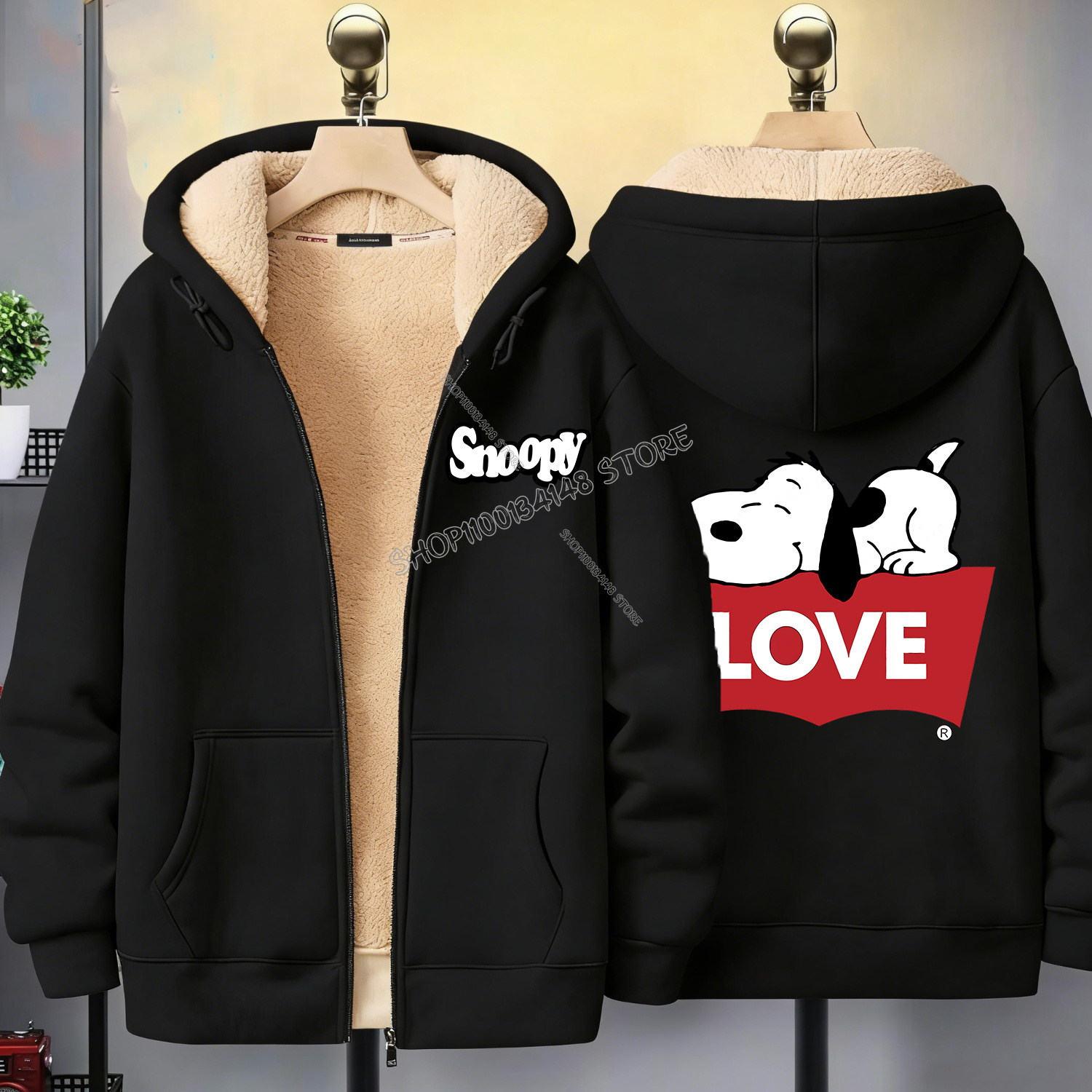 Snoopy Black Zip Hoodie Adult  - Winter Clothing Uae 评论和价格
