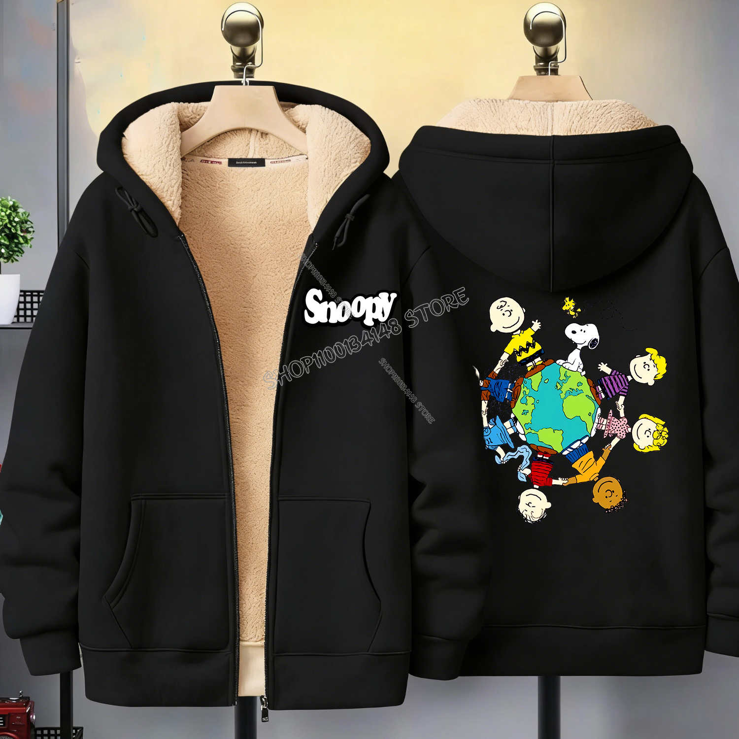Snoopy Black Zip Hoodie Adult  - Winter Clothing Uae 评论和价格